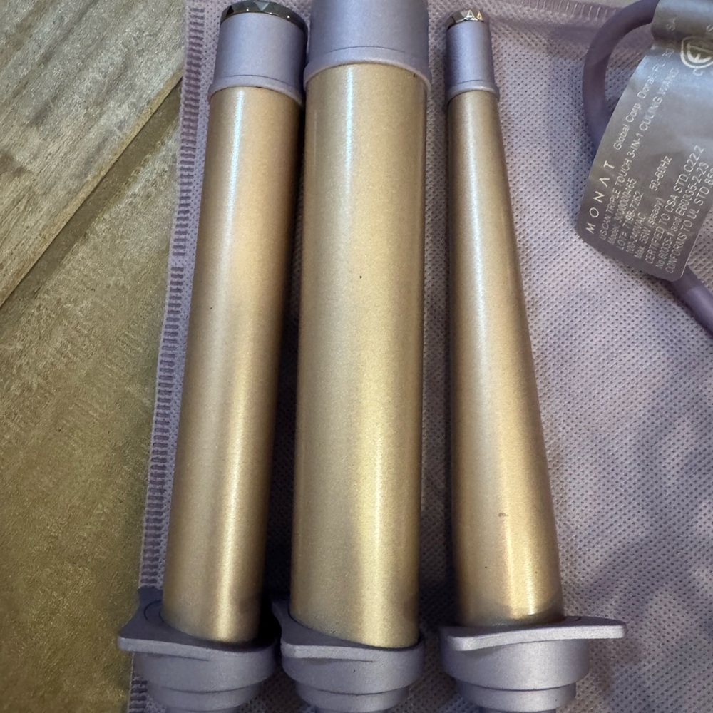 Monat Lavender and Gold 3-Barrel Curling Wand Set - Picture 2 of 4